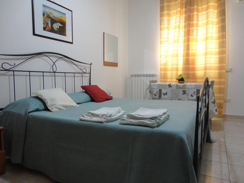 B&B Villa Teresa Lecce Buitenkant foto