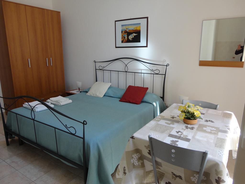 B&B Villa Teresa Lecce Buitenkant foto