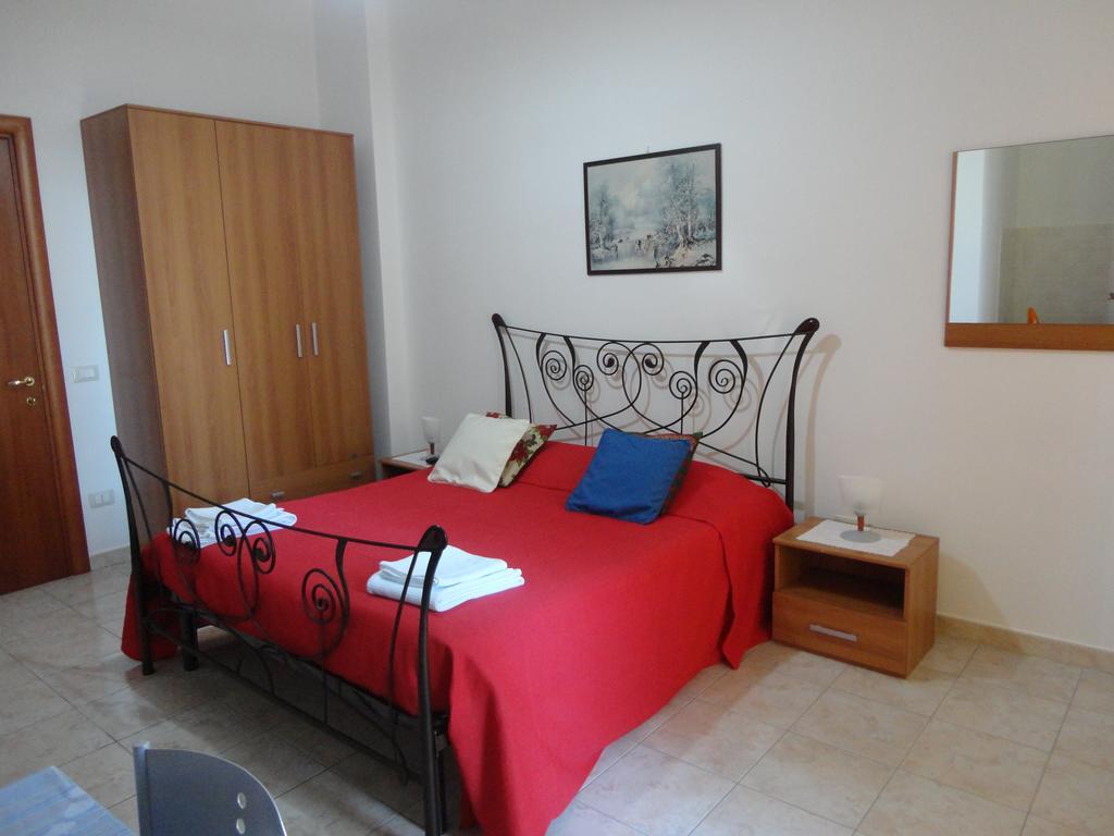 B&B Villa Teresa Lecce Buitenkant foto