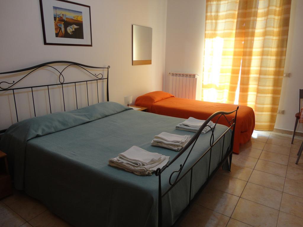 B&B Villa Teresa Lecce Buitenkant foto
