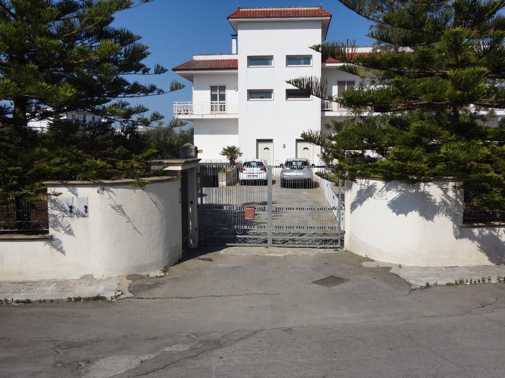 B&B Villa Teresa Lecce Buitenkant foto